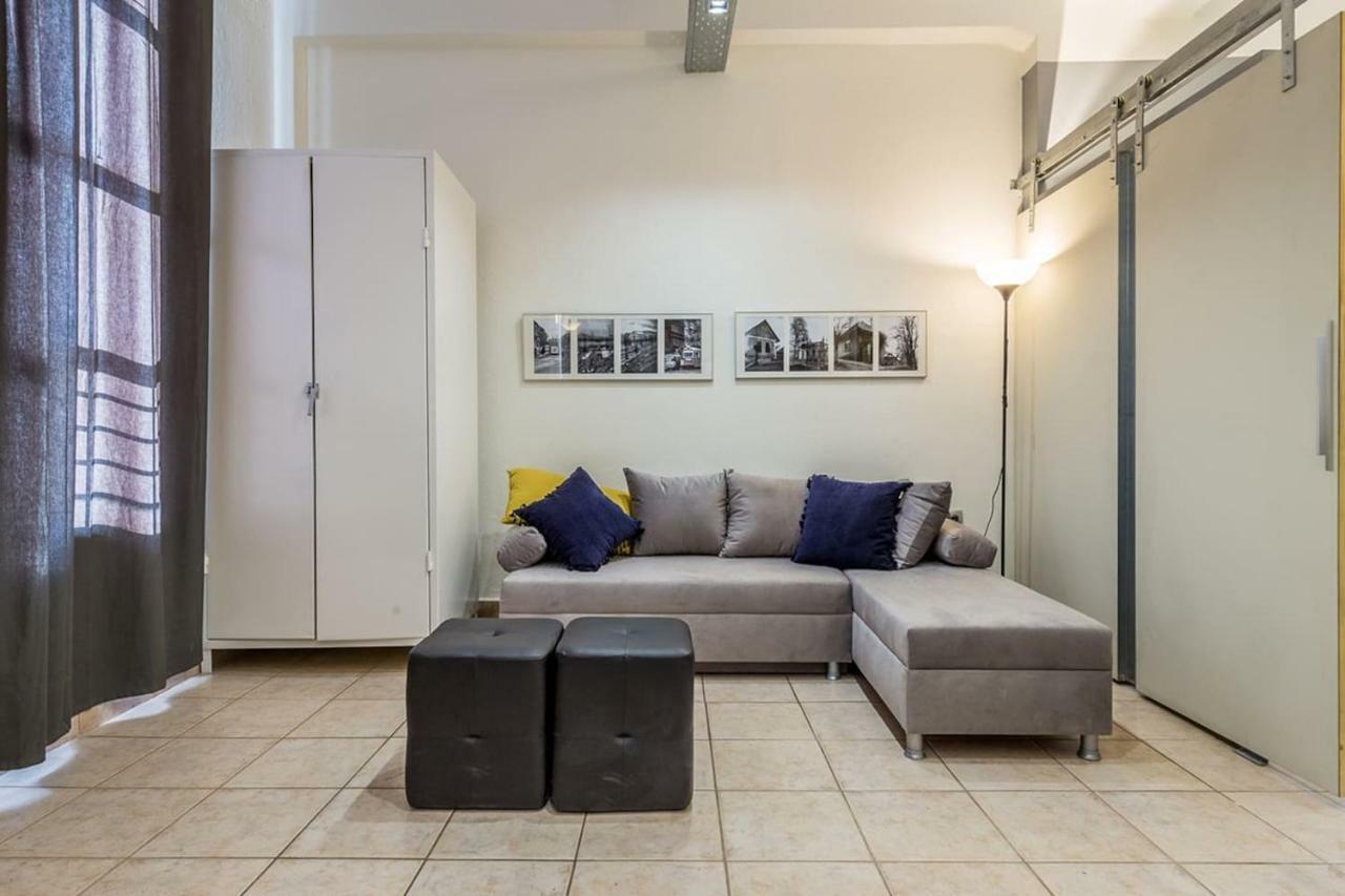 Renovated Loft At The Center Of Monastiraki Atenas Exterior foto