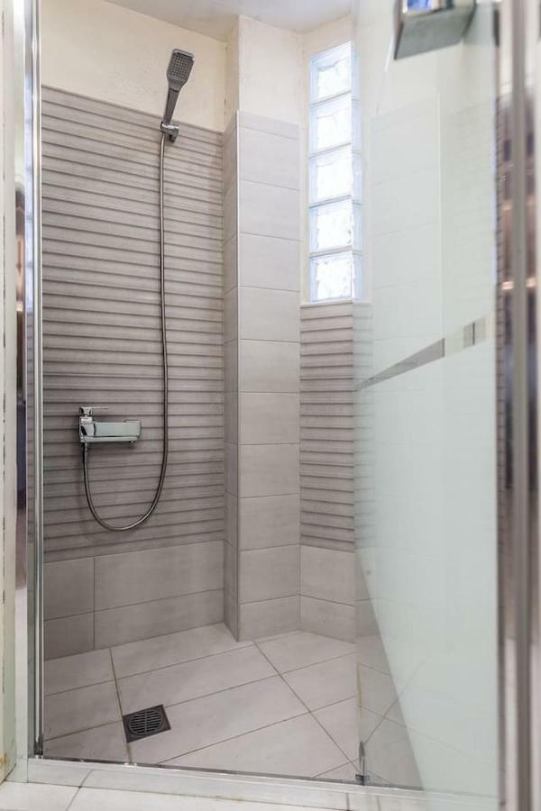 Renovated Loft At The Center Of Monastiraki Atenas Exterior foto