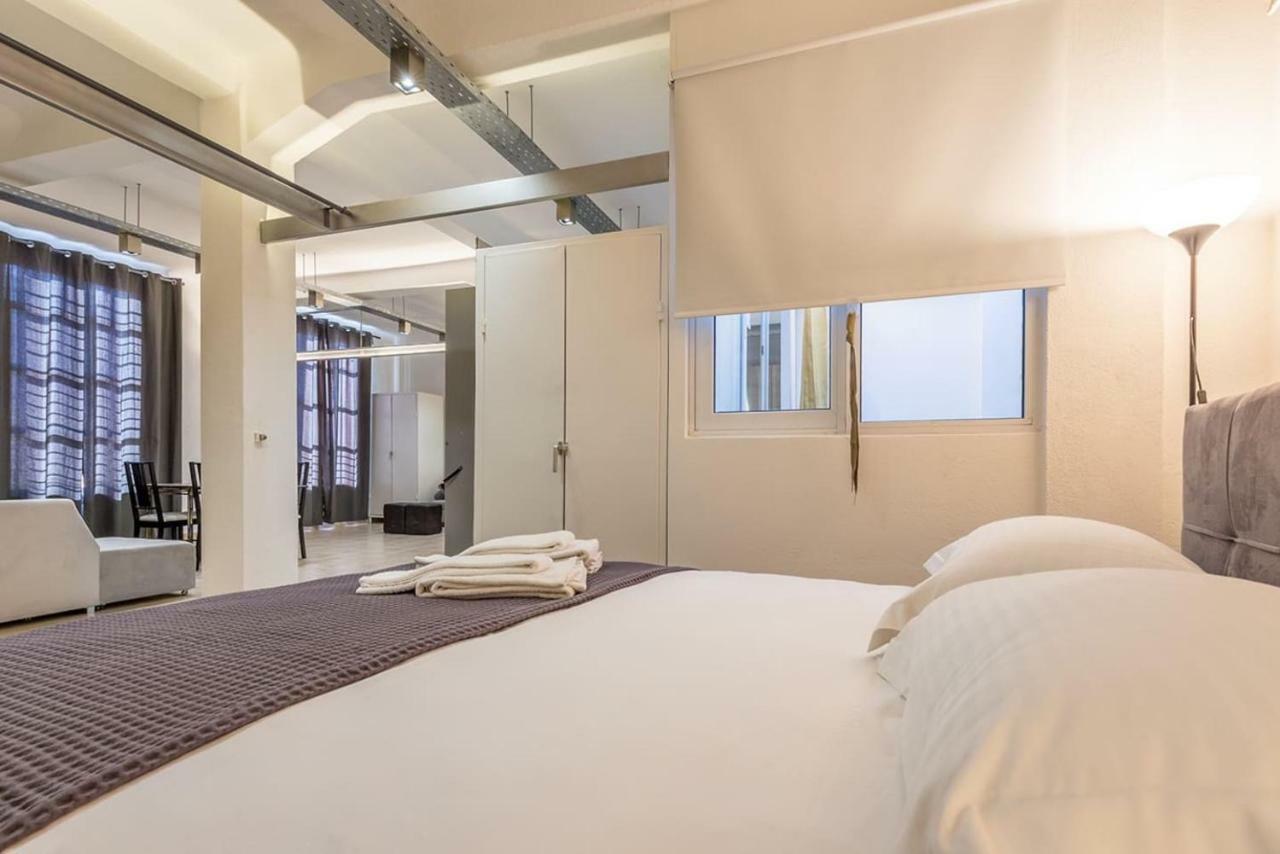 Renovated Loft At The Center Of Monastiraki Atenas Exterior foto